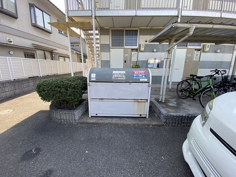 レオパレスＫＡＷＡＳＡＫＩ 共用部分