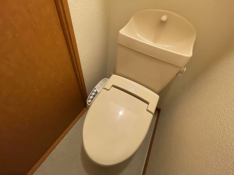 レオパレスすみよし トイレ