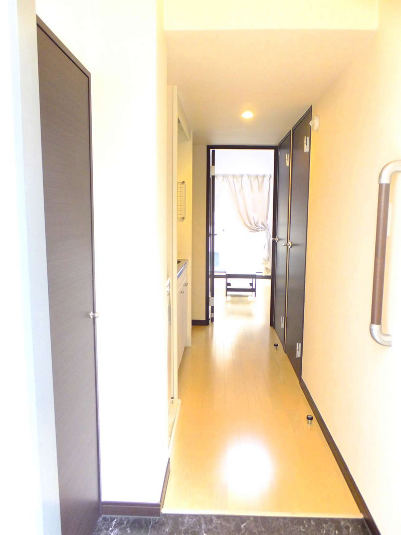 LEONEXT Bonheur Entrance