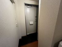 レオパレスフレンズ 玄関