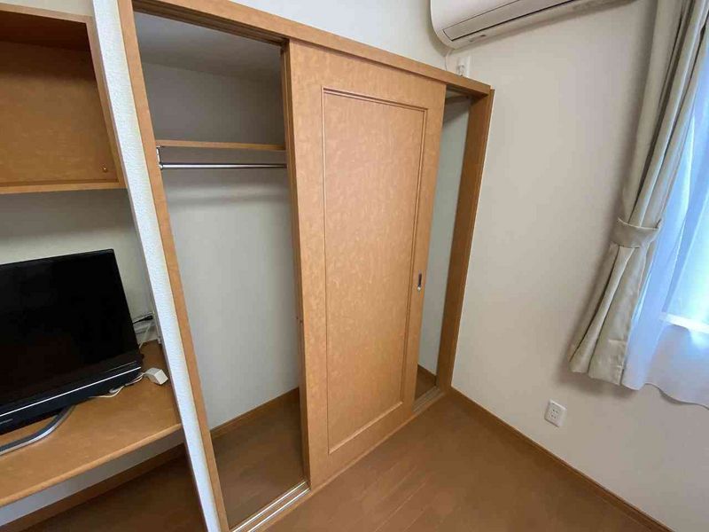 レオパレスレパード 収納