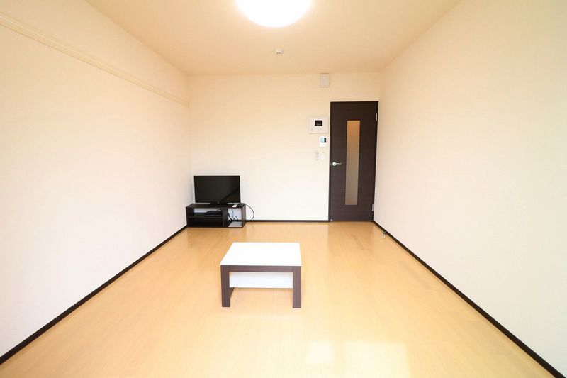 レオネクストイーストタウンヨザ 居間