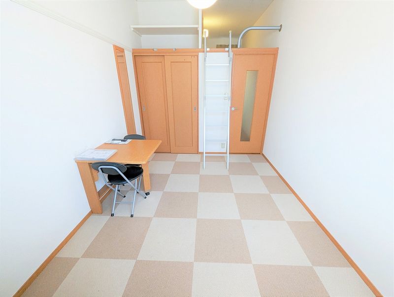 レオパレス入道 居間