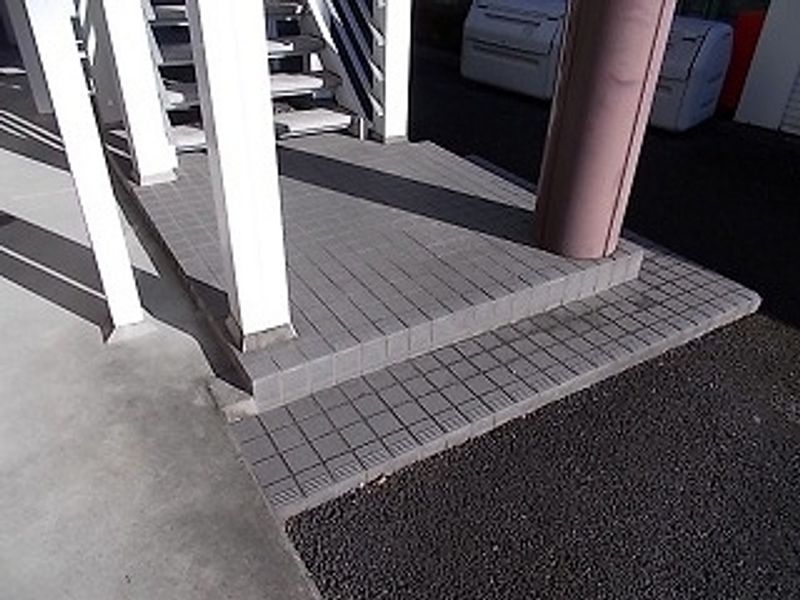 レオパレスｓｏｌｅｉｌ エントランス