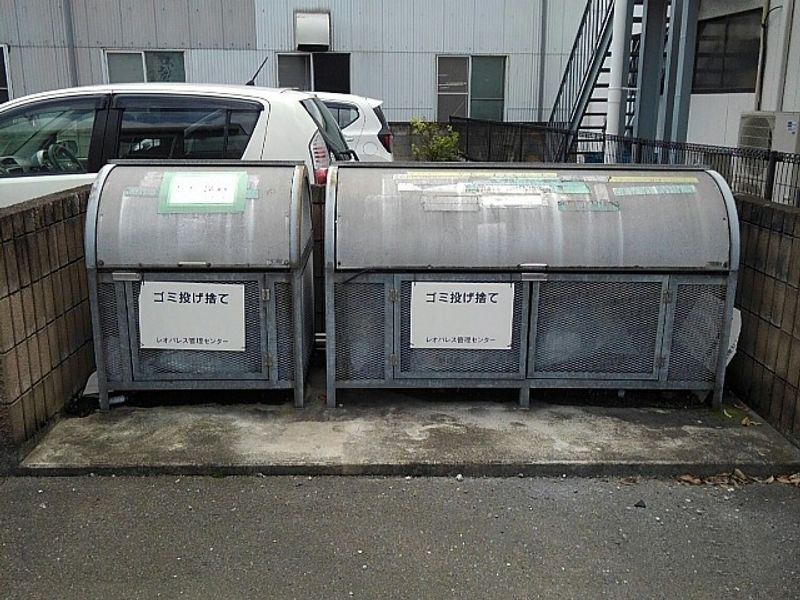 レオパレス三丁田 共用部分