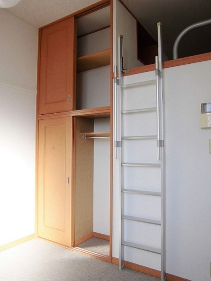 レオパレスあきば 居間