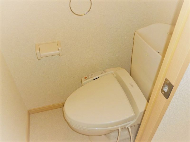 レオパレス福泊Ａ トイレ