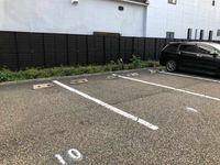 レオパレス和泉 駐車場