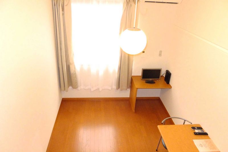 レオパレスアドヴァンス 寝室