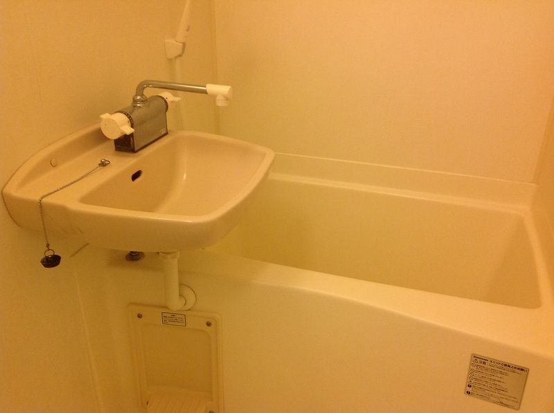 レオパレスレジデンスアオキ 風呂