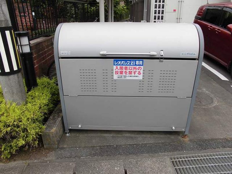 レオパレスユーカリアネックス 共用部分