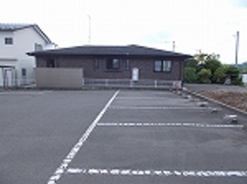 レオパレスＳｕｎｐｌａｃｅ 駐車場