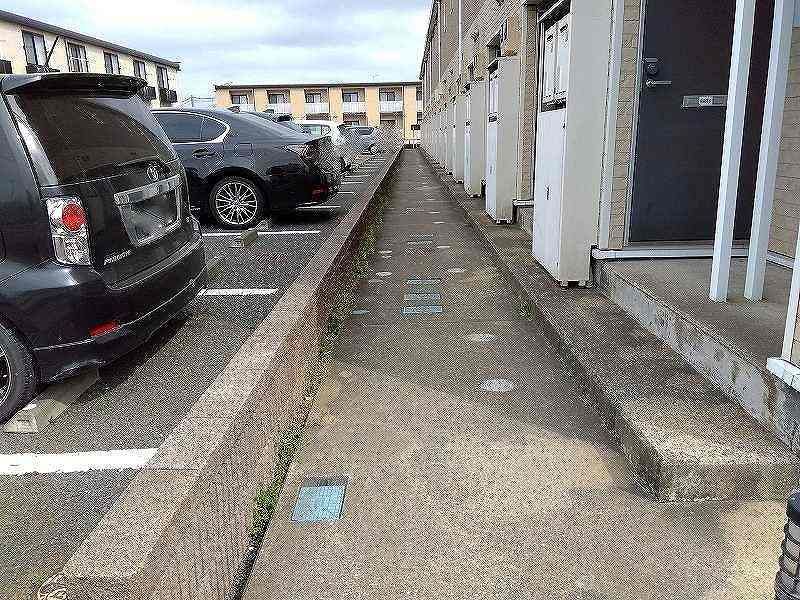レオパレス英俊Ｄ エントランス