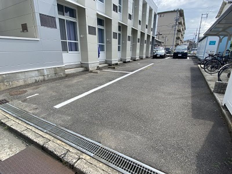 レオパレスＴ＆Ｙ 駐車場