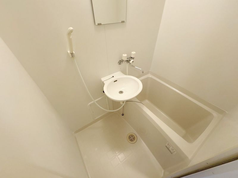 leopalace Tosaki Bathroom