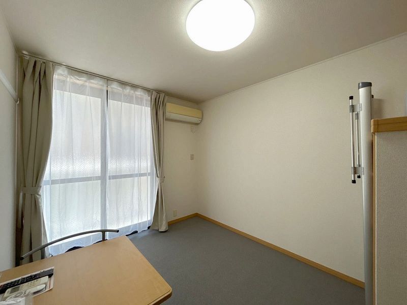 レオパレスヴァンメルベーユ 居間