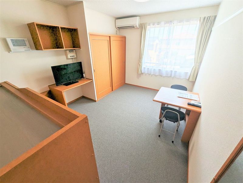 レオパレスえむてぃー 居間