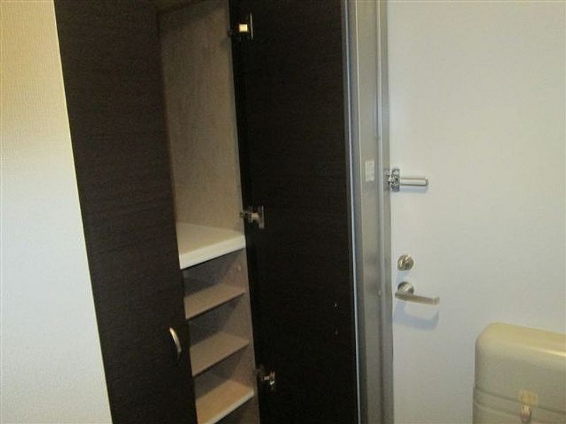 LEONEXT Comfort Palace 玄关