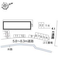 レオパレス南古都 駐車場