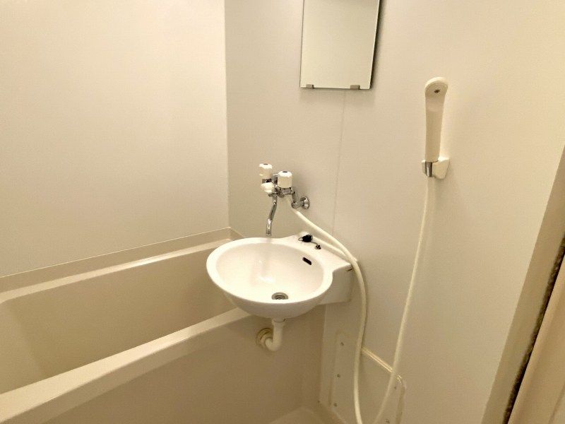 レオパレス小曽根 風呂