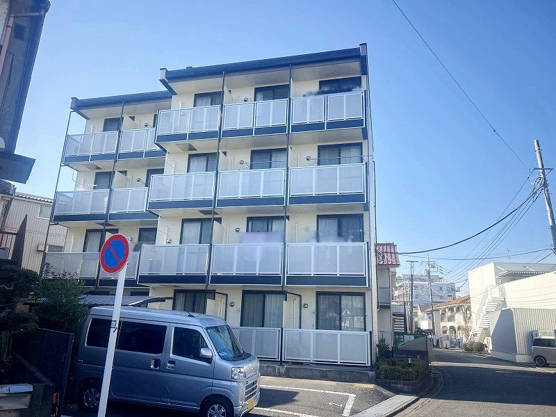 レオパレスサンモール 外観