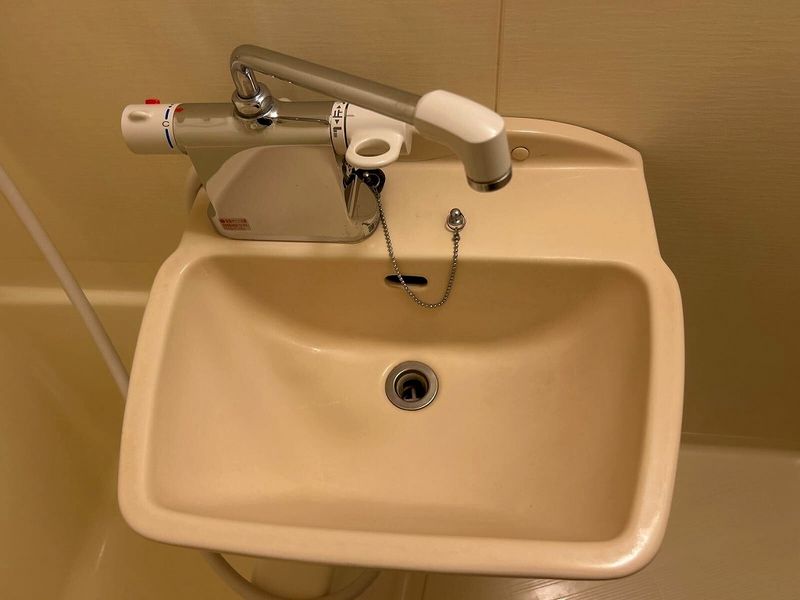 レオパレスサンチェリー 洗面台