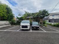 レオパレスなのはな 駐車場