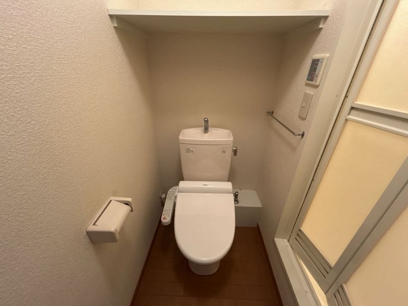 レオパレスクレスト トイレ