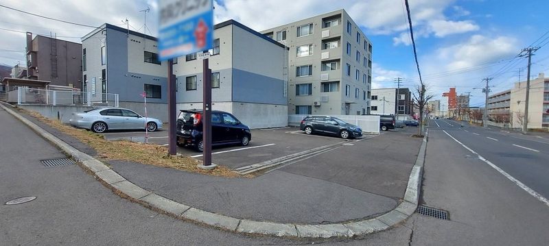 レオパレスＮＯＮＡ 駐車場