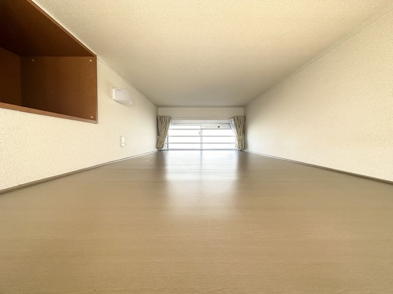 レオパレスリンデンバウム 寝室