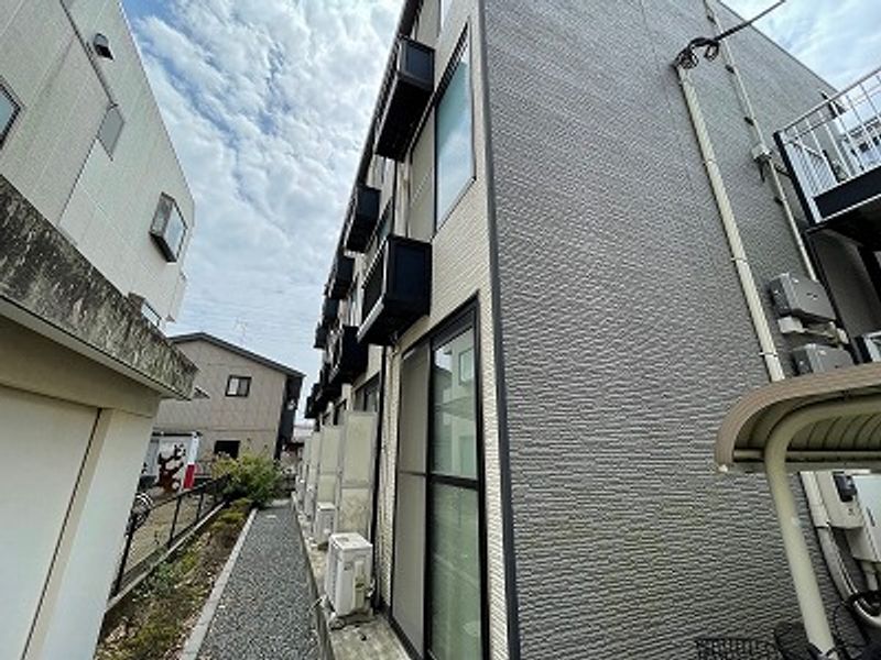 レオパレスヴィラ　ハヅキ バルコニー