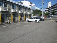 レオパレス祥 駐車場