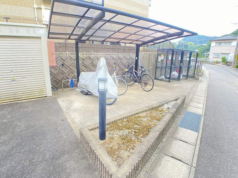 レオパレスＡｍｅｎｉｔｙ　鹿尾 共用部分