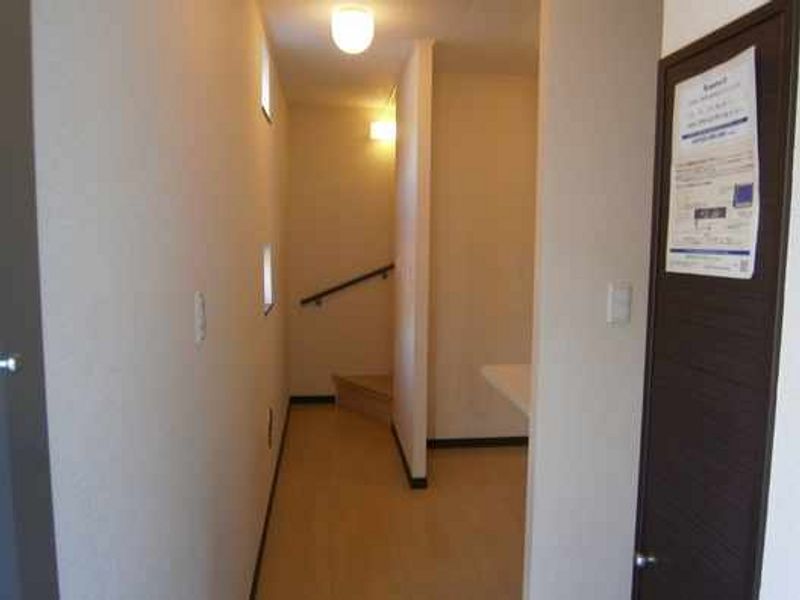 LEONEXT Wise Minami Magome II Entrance