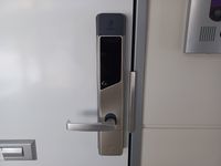 レオパレスシロヤシキⅡ 玄関