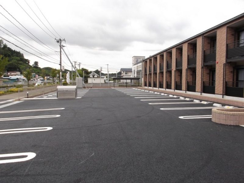 レオネクスト一枚沖 駐車場