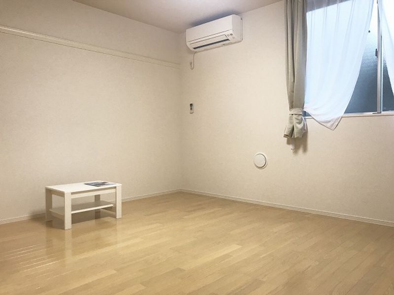 クレイノラーラⅡ 居間