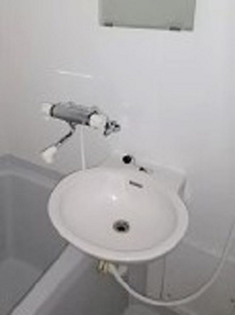 レオパレスつばき 洗面台