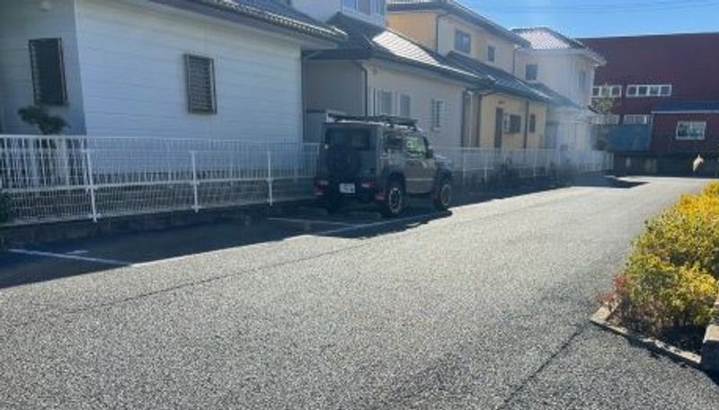 レオパレスシンフォニー成東 駐車場