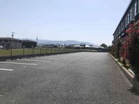 レオパレスＳＡＫＡＥ 駐車場