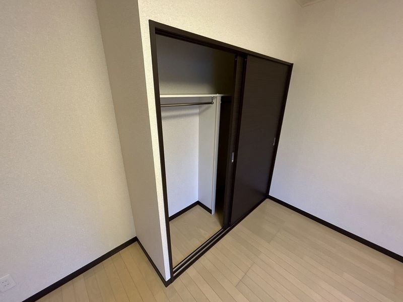レオネクストメゾン　グリシーヌ 収納