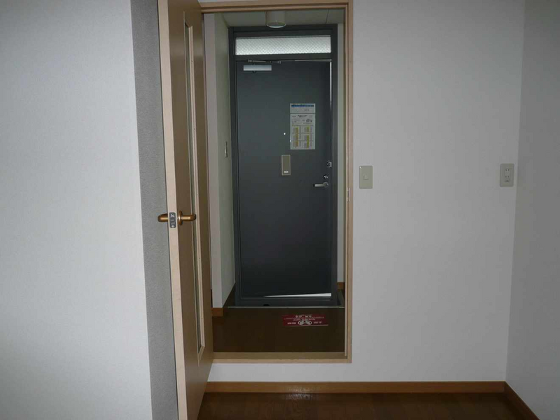 レオパレスカサベルデ その他