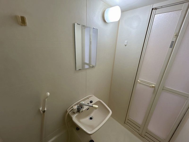 レオパレスシャルマン大塚 洗面台