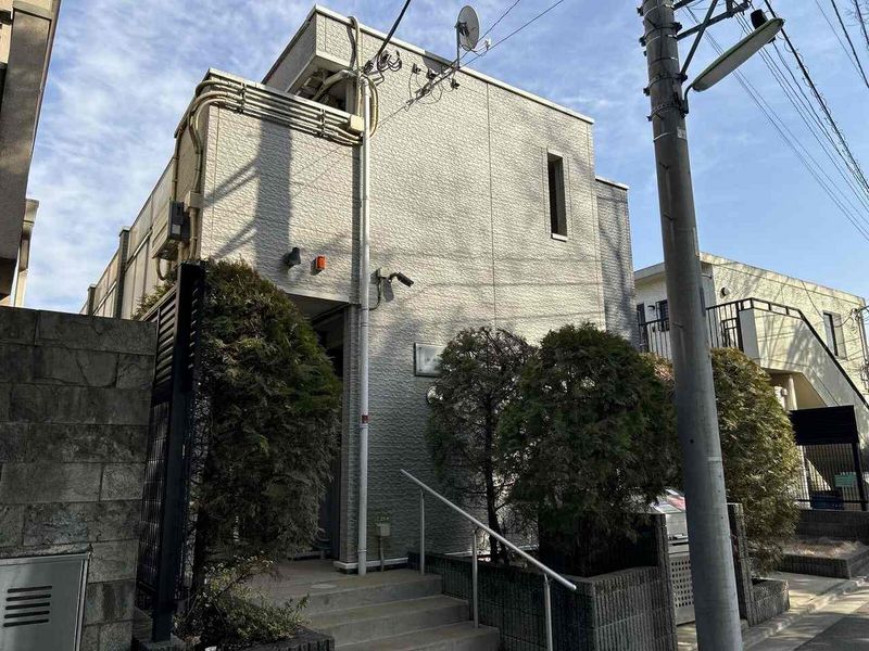 レオパレス羽根木 外観