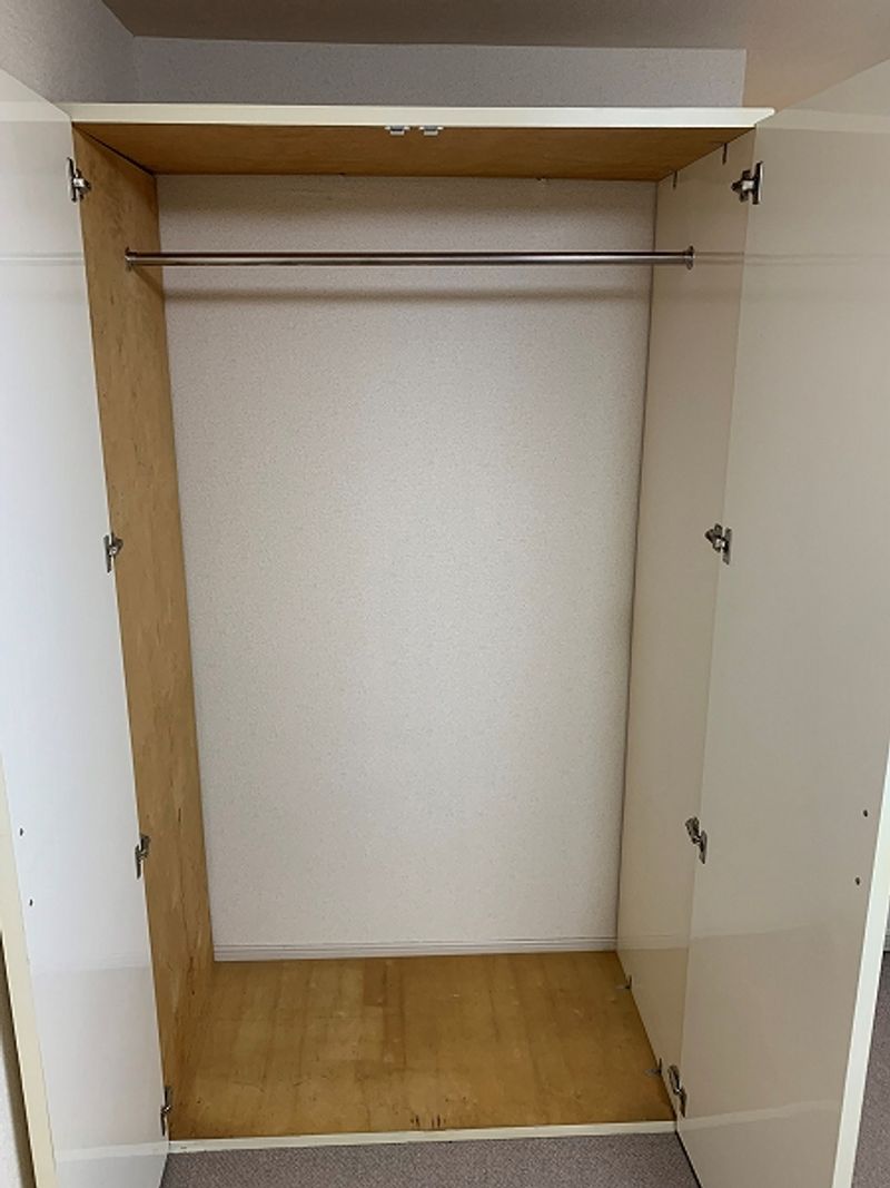 レオパレスハピネス昭和 収納