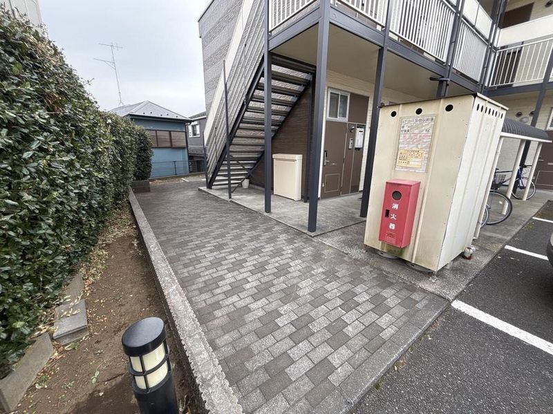 レオパレスソレイユ エントランス