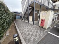 レオパレスソレイユ エントランス