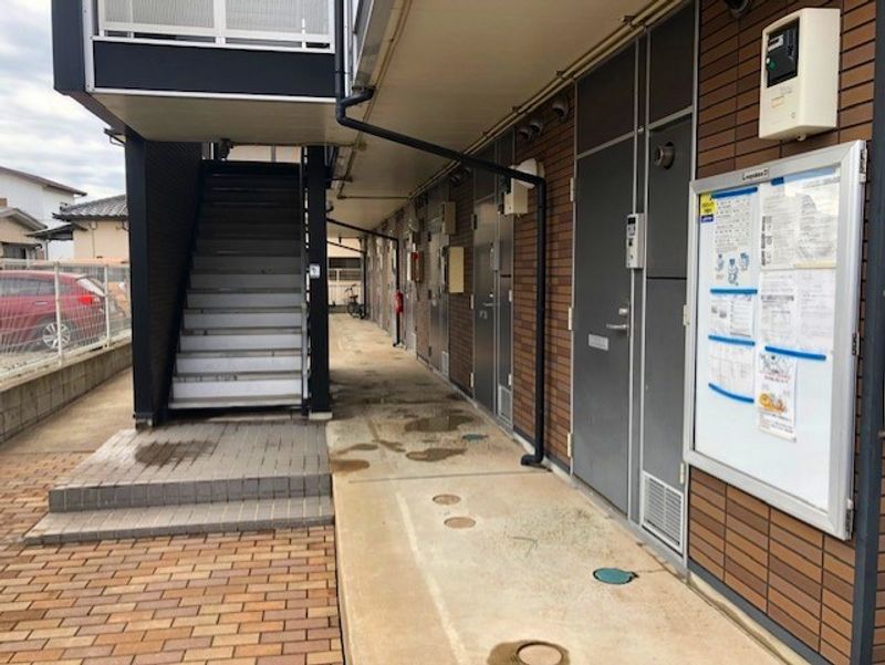 レオパレスレフア 共用部分