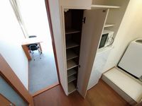 レオパレスＦｌｏｒａ 収納
