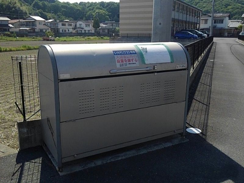 レオパレスフランボワーズⅡ 共用部分